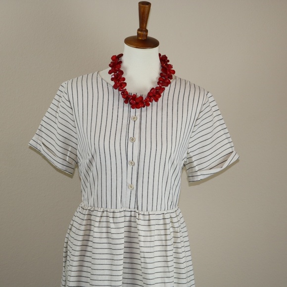 NEW Striped Linen Dress with Pockets - Picture 2 of 7